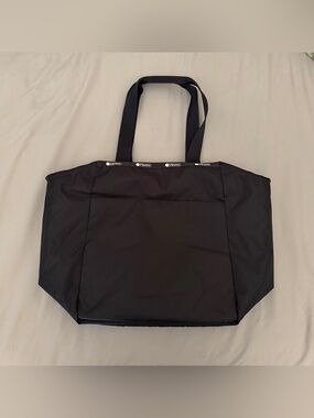 Lesportsac dark navy blue shoulder bag